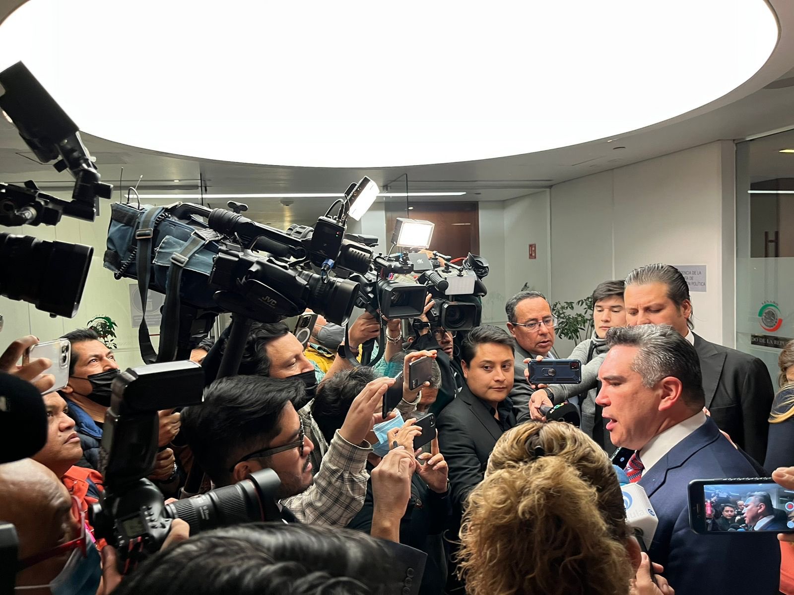 PRI pide al INE respetar su autodeterminación para ampliación de mandato de Alito