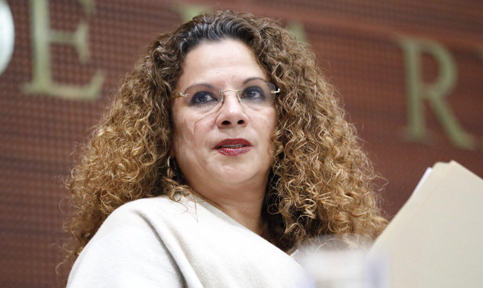 Senadora de Morena asegura que recibir dinero en efectivo es una ‘práctica común’