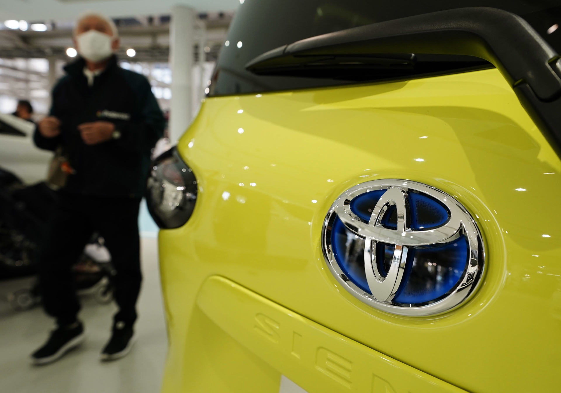 El beneficio de Toyota cayó 18 % en abril-diciembre a 13 mil 930 millones de euros El beneficio de Toyota cayó 18 % en abril-diciembre a 13 mil 930 millones de euros