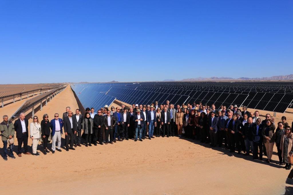 México presenta “la mayor planta solar de Latinoamérica” en Sonora México presenta “la mayor planta solar de Latinoamérica” en Sonora