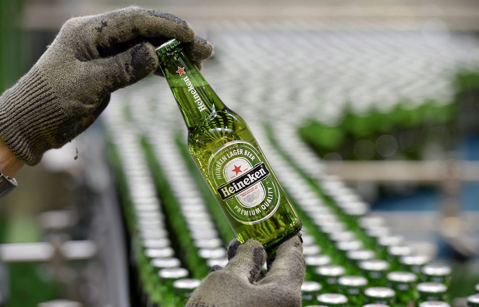 Femsa aprueba nuevo modelo de negocio en México y desinvertirá en Heineken Femsa aprueba nuevo modelo de negocio en México y desinvertirá en Heineken