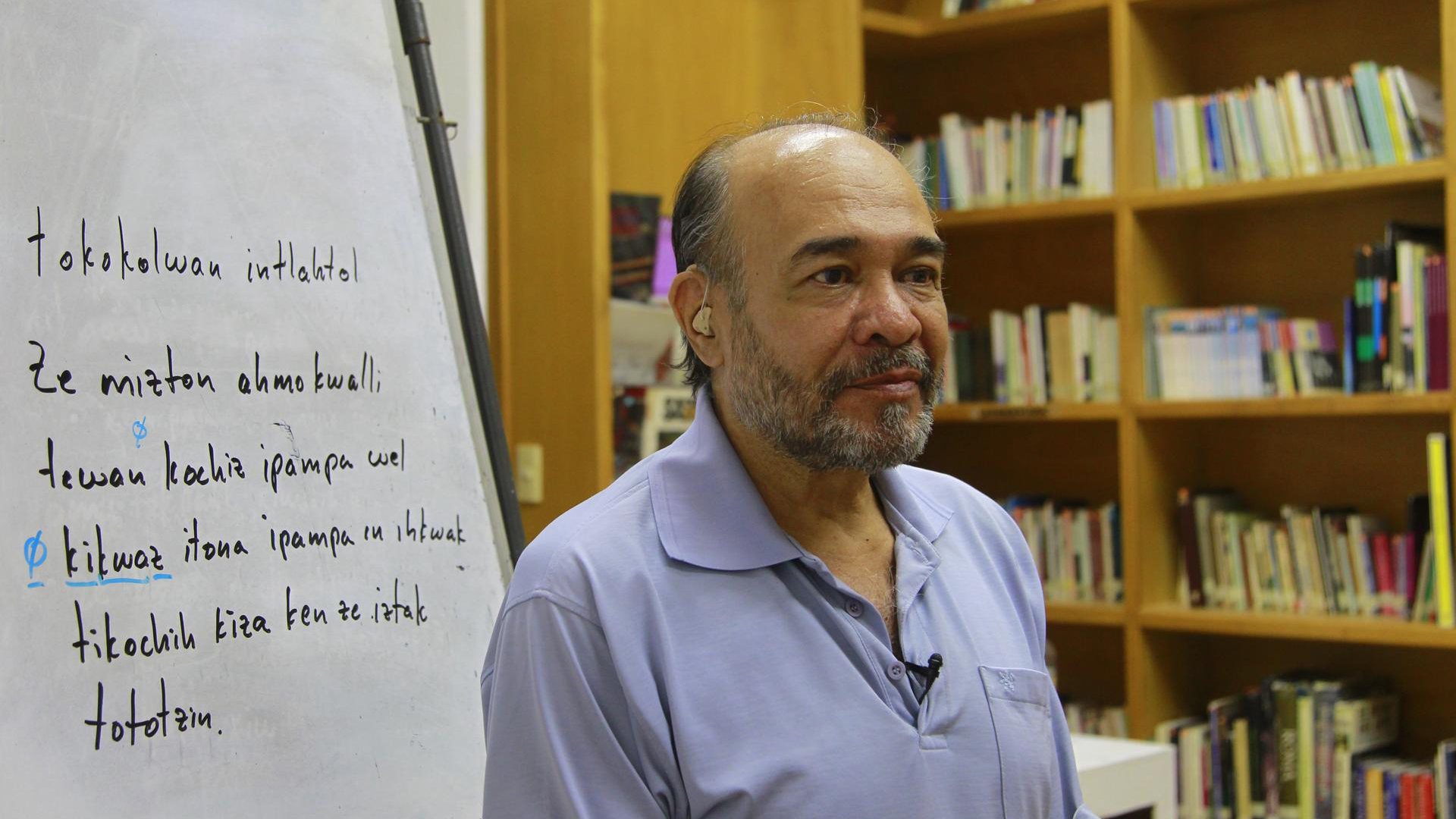 Escuelas intentan preservar las lenguas indígenas de México en las aulas