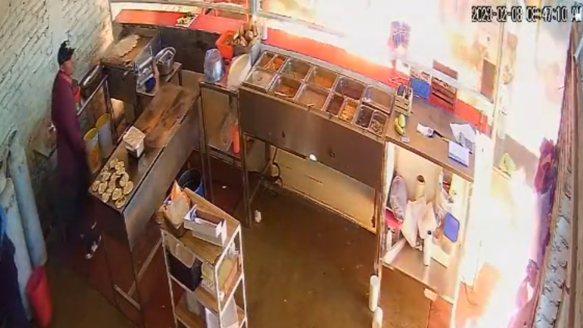 #Video Incendian taquerías en Celaya, Guanajuato