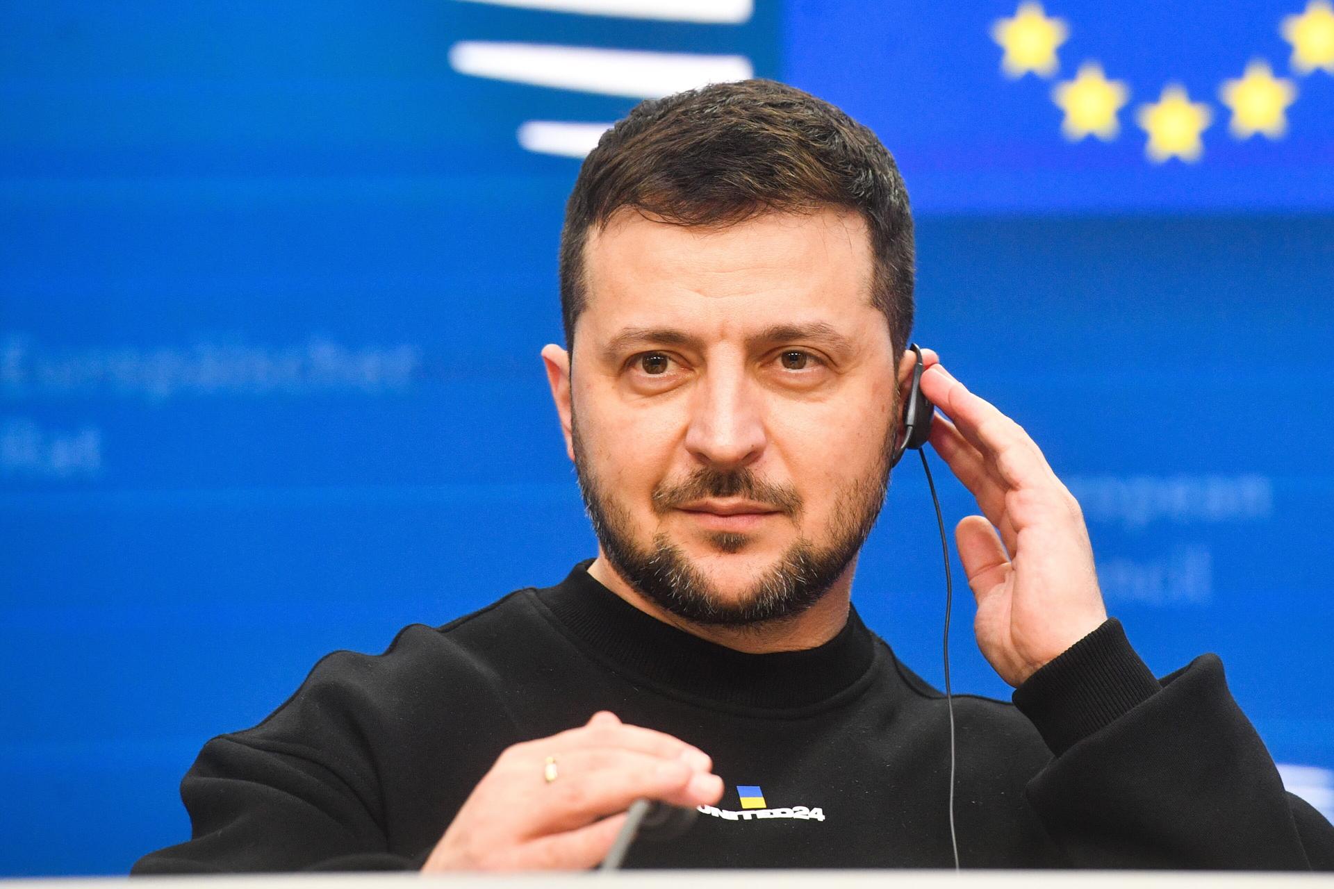 Zelenski pide a Unión Europea “pragmatismo” con armas y acelerar la ampliación