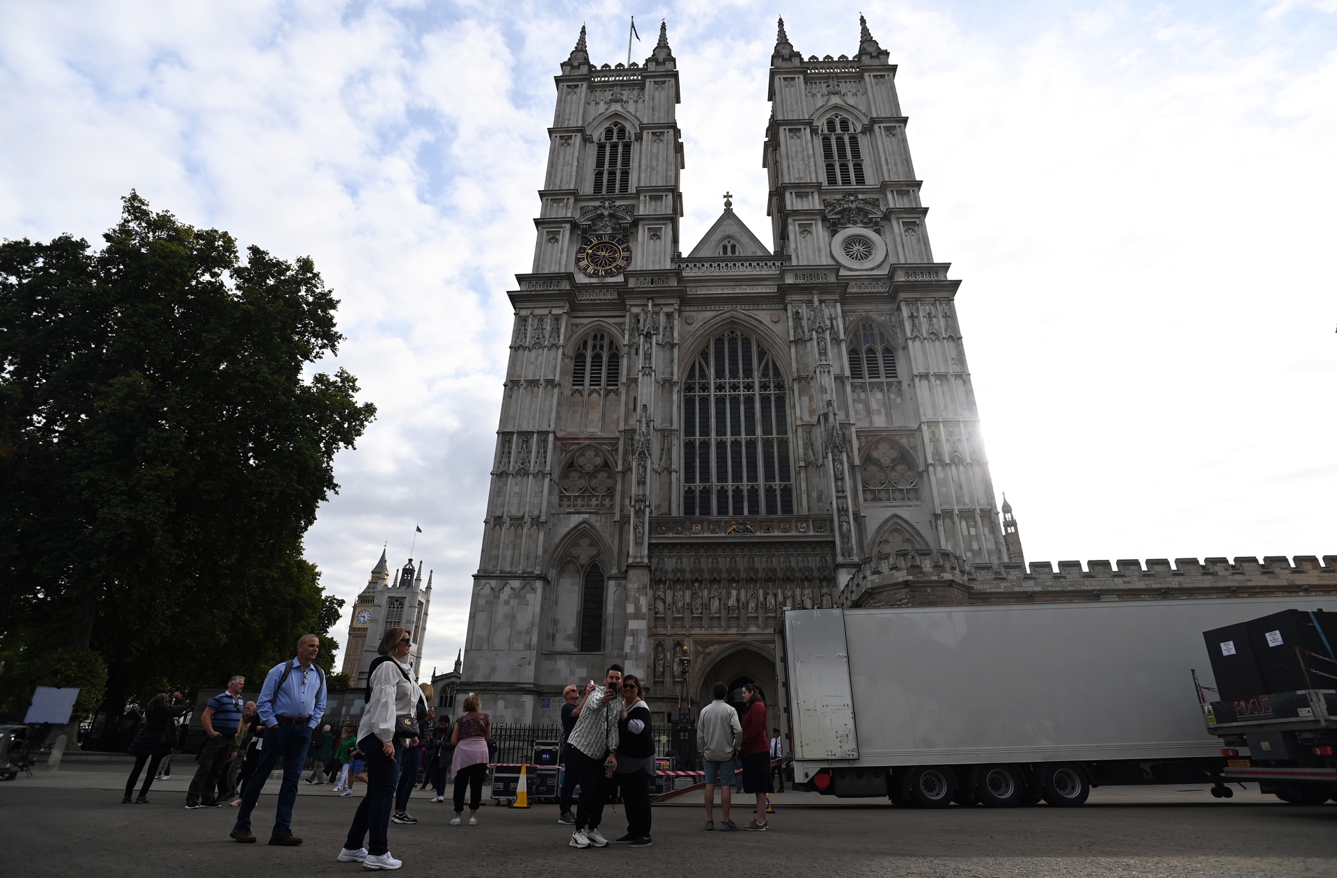 Abadía de Westminster abrirá a turistas descalzos el mosaico de la Coronación