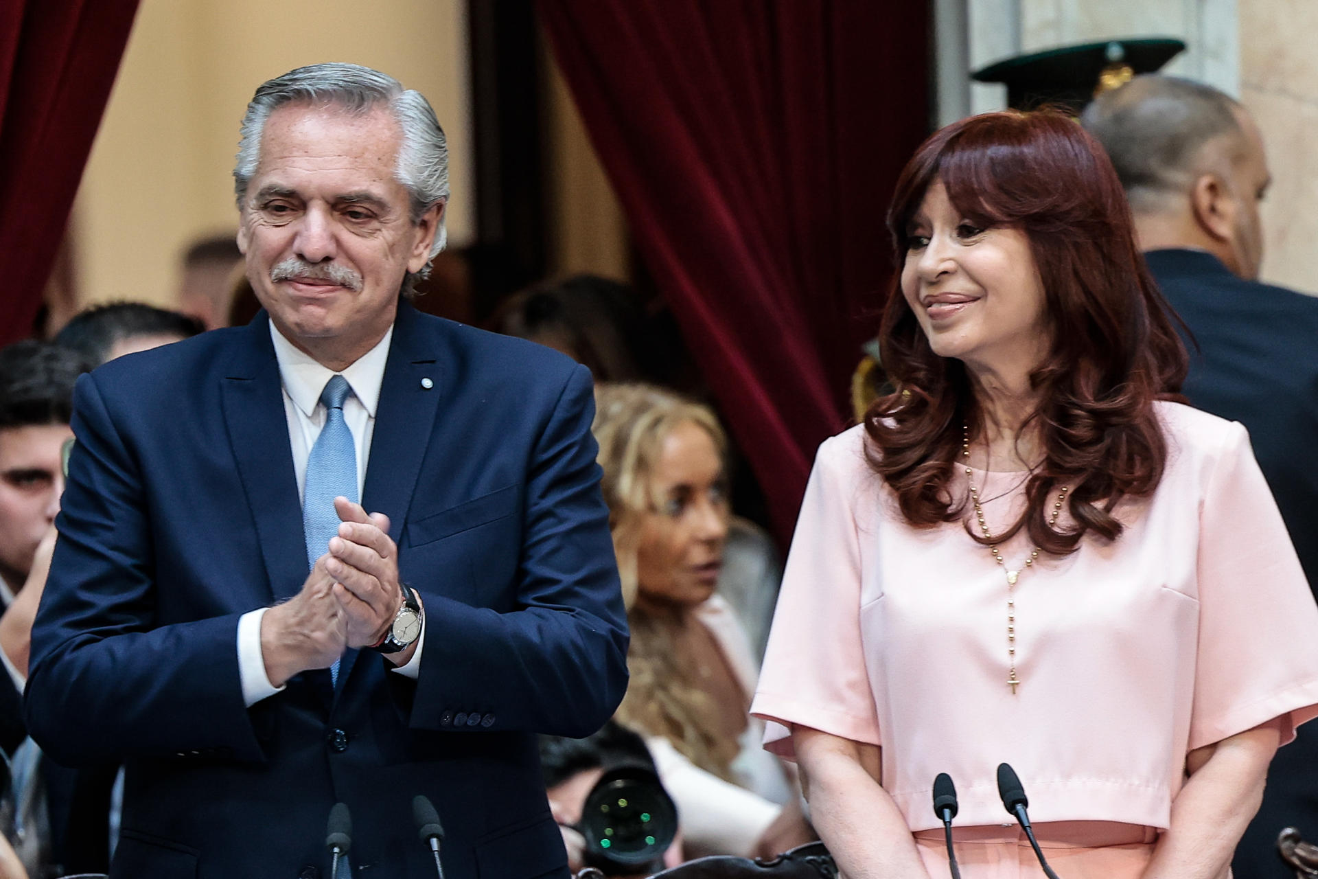 Presidente de Argentina insiste en que investiguen atentado a Cristina Fernández Presidente de Argentina insiste en que investiguen atentado a Cristina Fernández