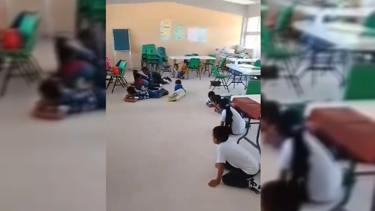 #Video Niños se tiran al piso en escuela de Cintalapa por disparos