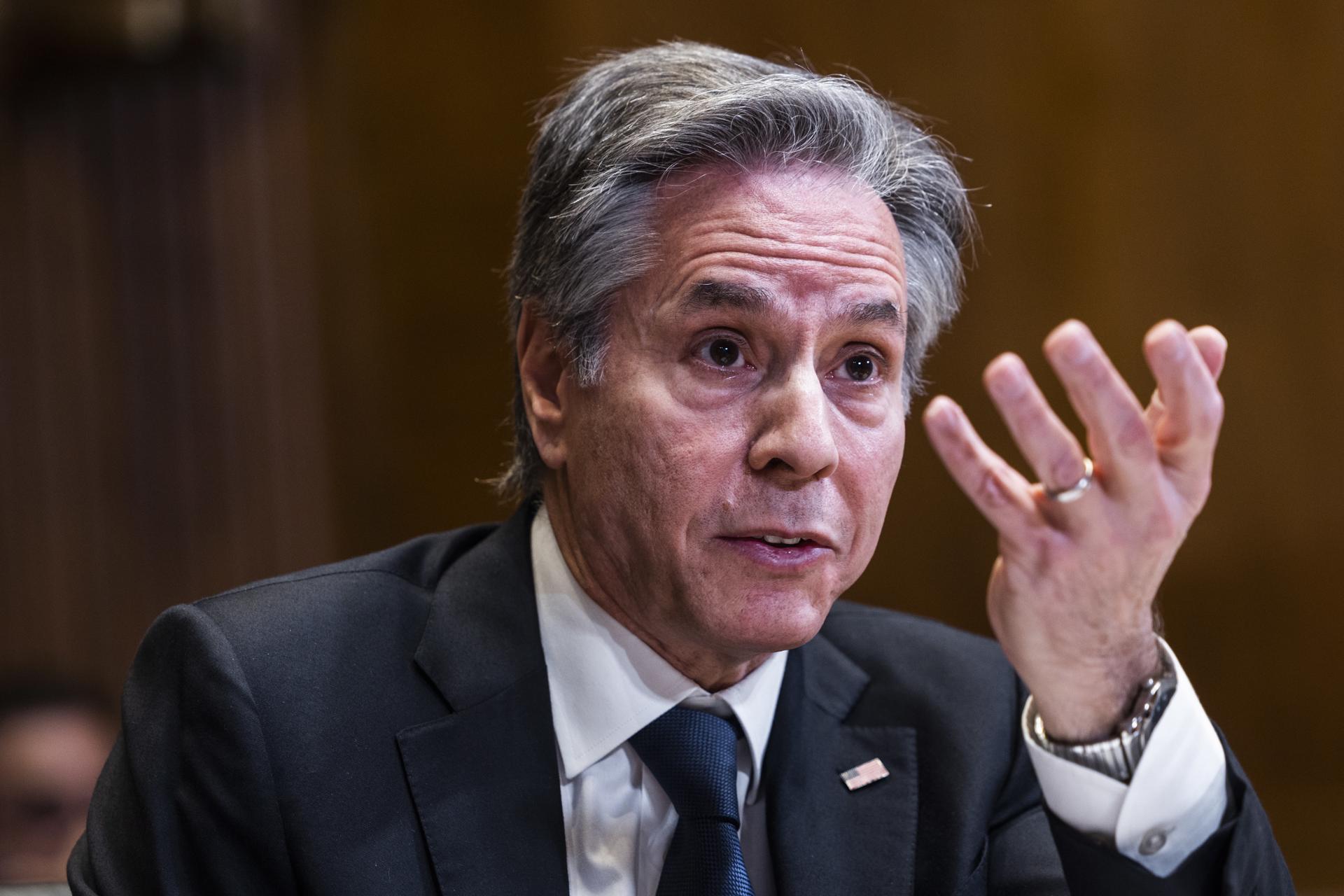 Cárteles de la droga “controlan” partes de México: Blinken