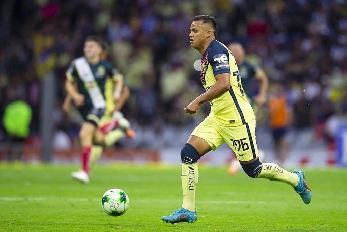 Joven señala a ‘Mozumbito’ Martínez de agresión sexual