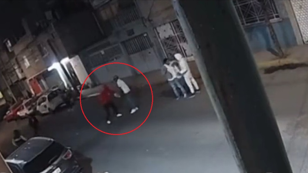 Menor de edad asesina a otro en intento de asalto en la Cuauhtémoc Menor de edad asesina a otro en intento de asalto en la Cuauhtémoc