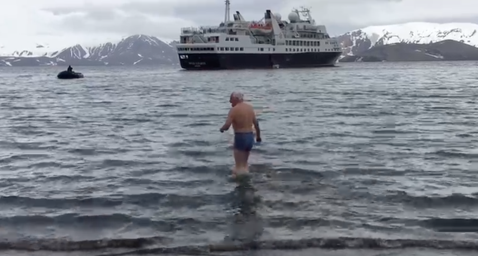 Una violenta erupción en la Antártida forma la misteriosa Isla Decepción