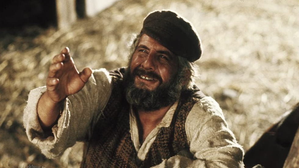 Murió el israelí Chaim Topol, protagonista de “El violinista en el tejado” Murió el israelí Chaim Topol, protagonista de “El violinista en el tejado”