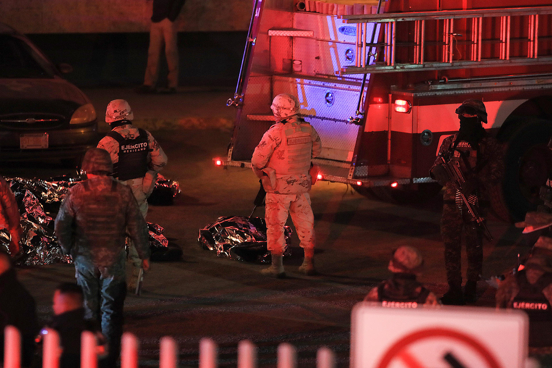 Lamenta AMLO muerte de 39 migrantes en estación de INM en Ciudad Juárez