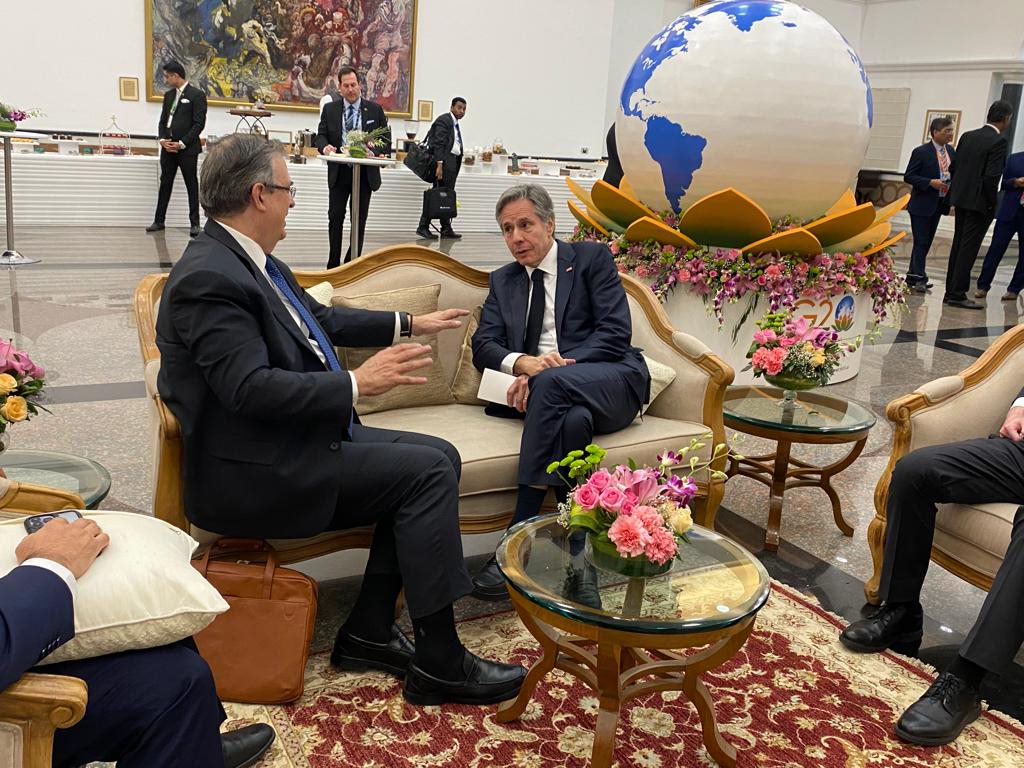 Ebrard pide a Blinken respeto a los procesos internos de México