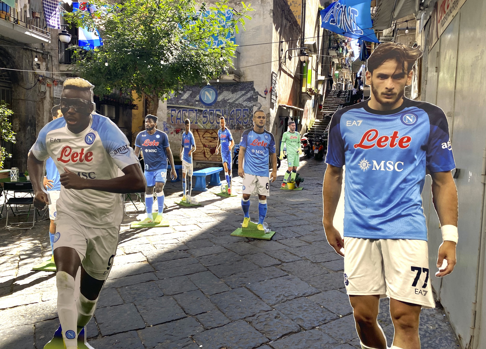 El Nápoles vence también a la superstición