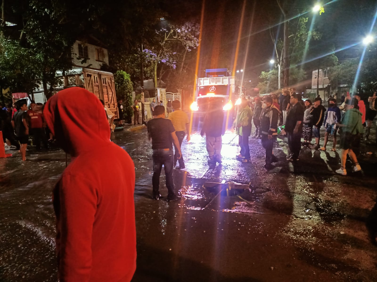 Casi 50 viviendas afectadas por inundación en El Capulín, Álvaro Obregón