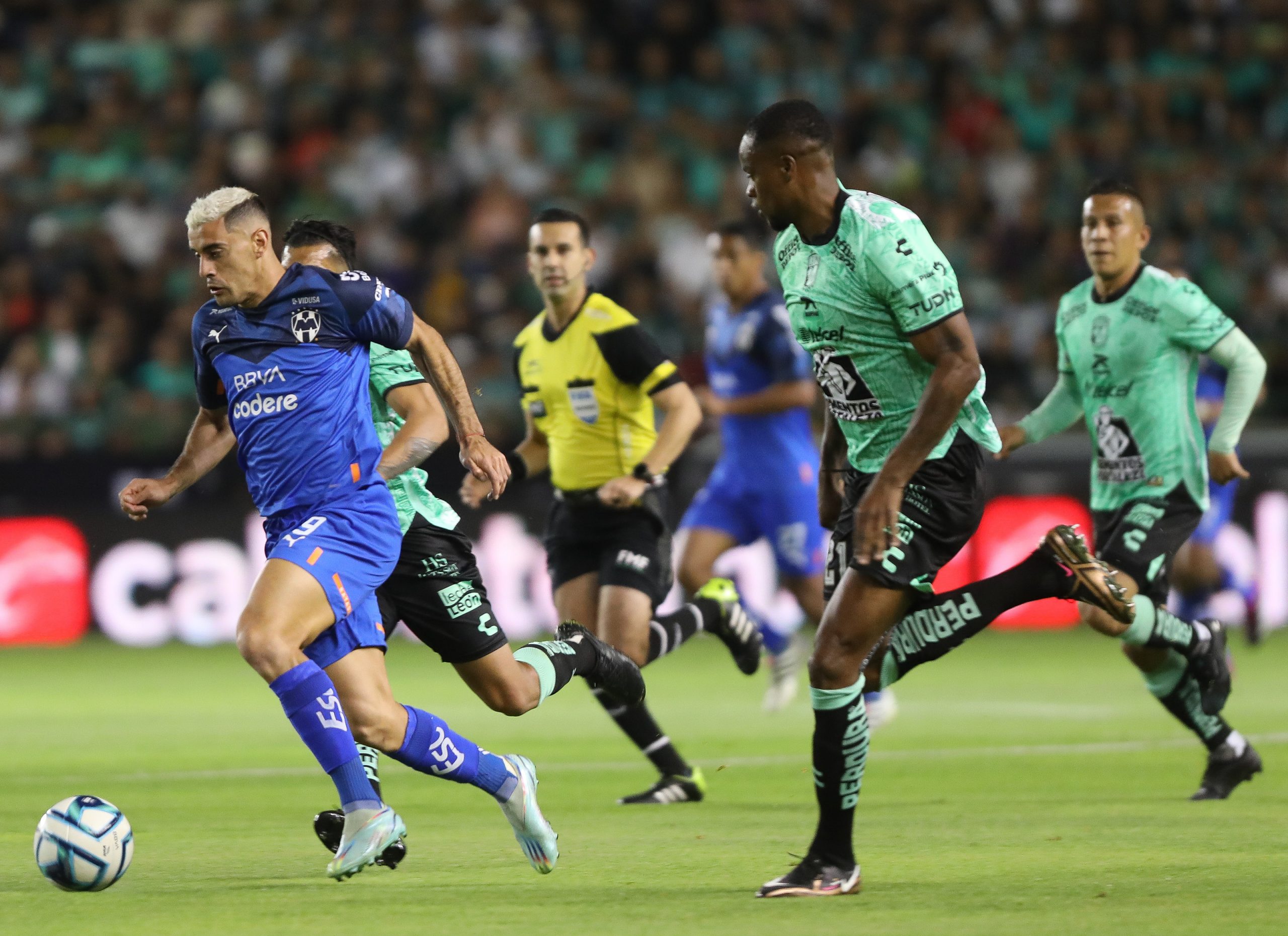 “Los futbolistas ecuatorianos no somos bien vistos afuera”: Joao Rojas