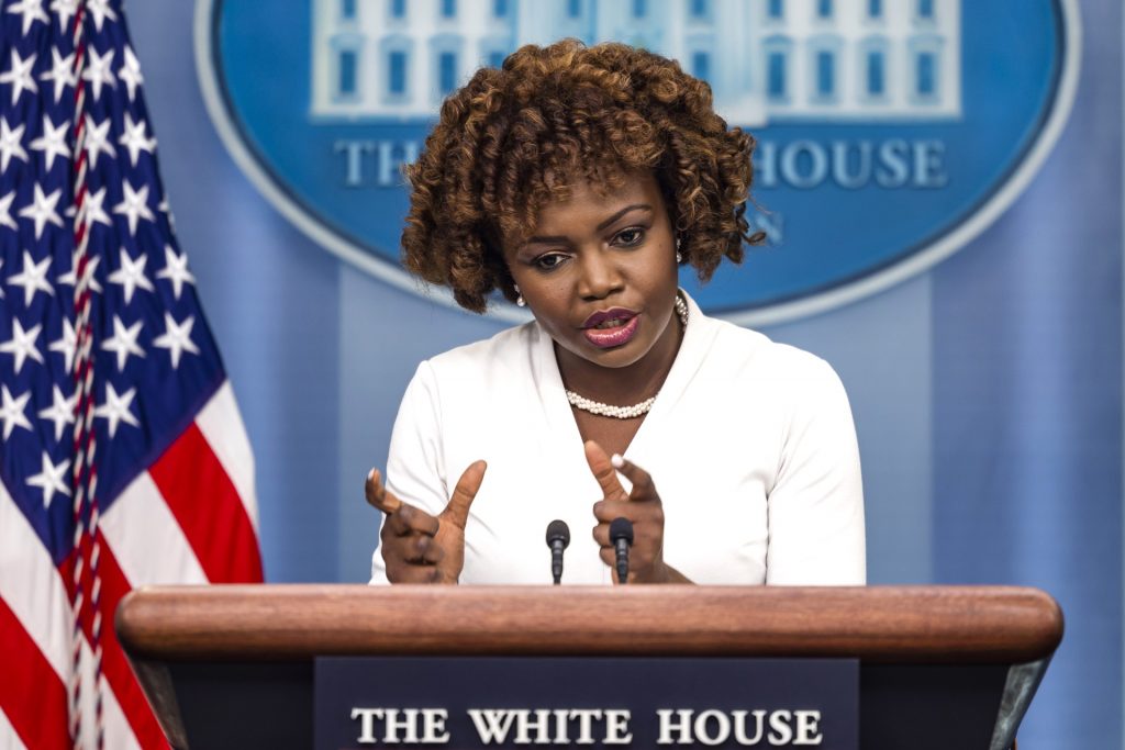 Declarar a los cárteles mexicanos como terroristas no aportaría nada: responde la Casa Blanca a republicanos - karine-jean-pierre-casa-blanca-1024x683