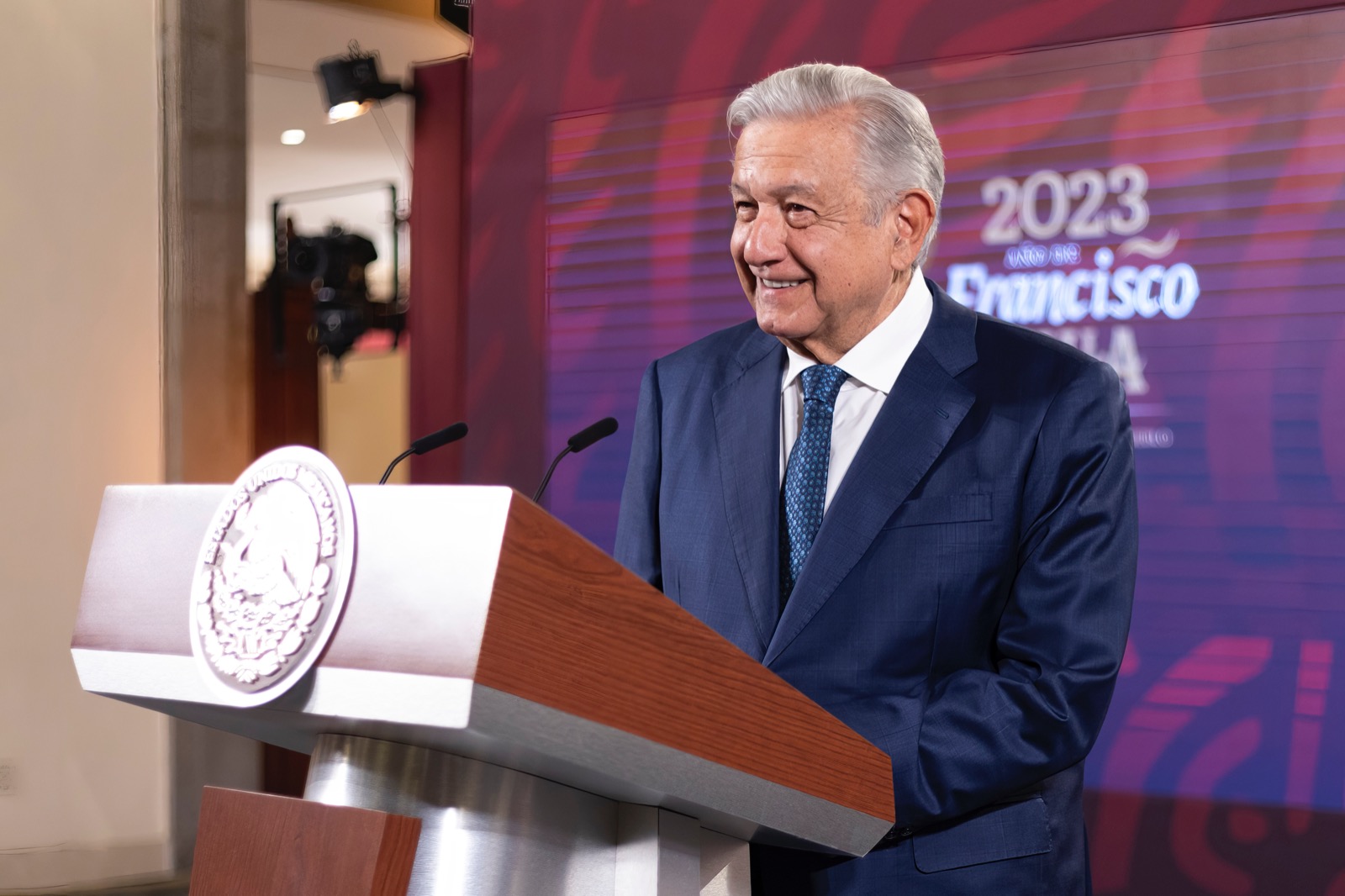 Sanciona INE llamado de AMLO para “ni un voto a conservadores” Sanciona INE llamado de AMLO para “ni un voto a conservadores”