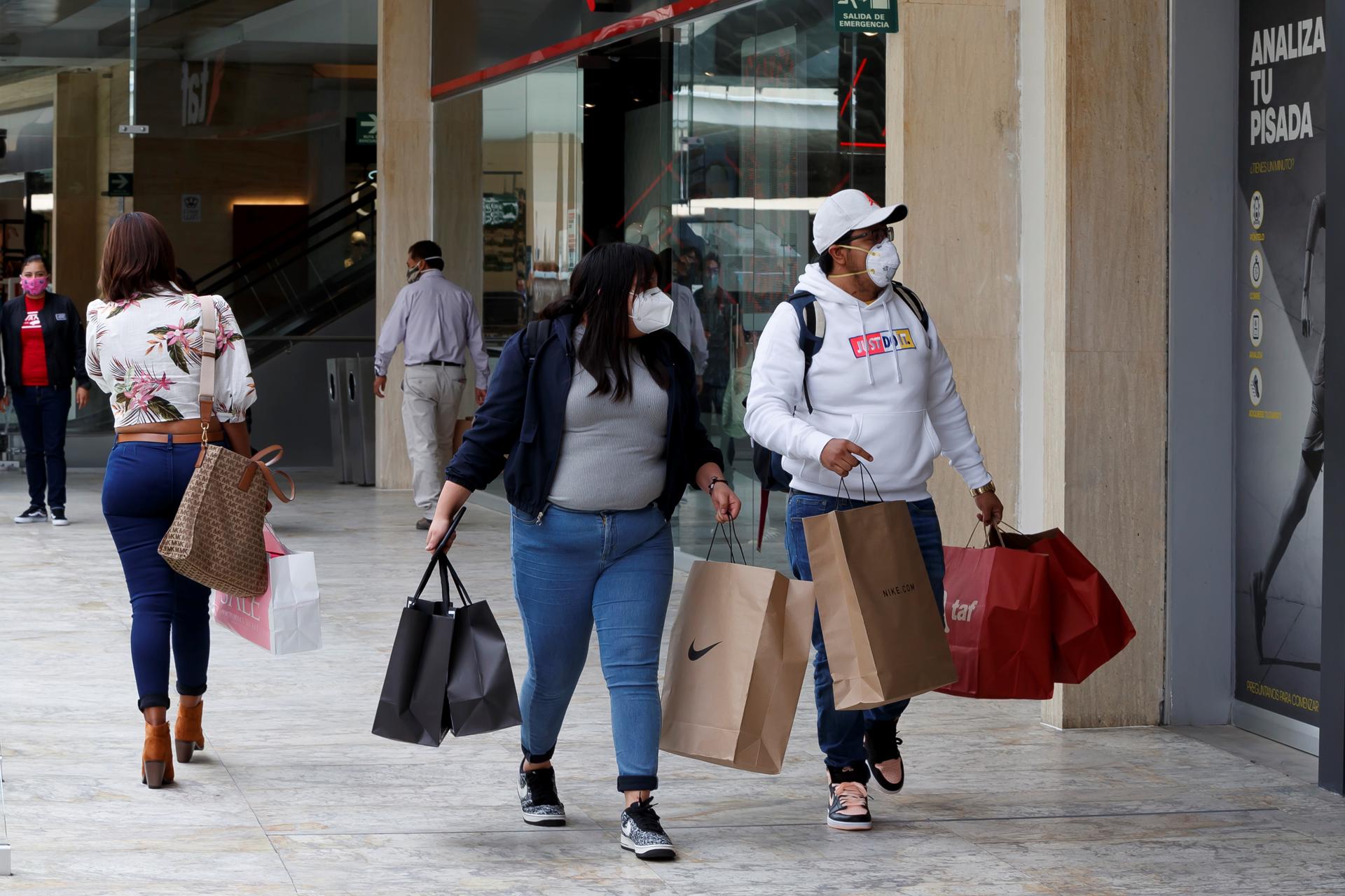 Tras COVID-19, latinoamericanos sufren recesión económica y represión: Amnistía Internacional Tras COVID-19, latinoamericanos sufren recesión económica y represión: Amnistía Internacional