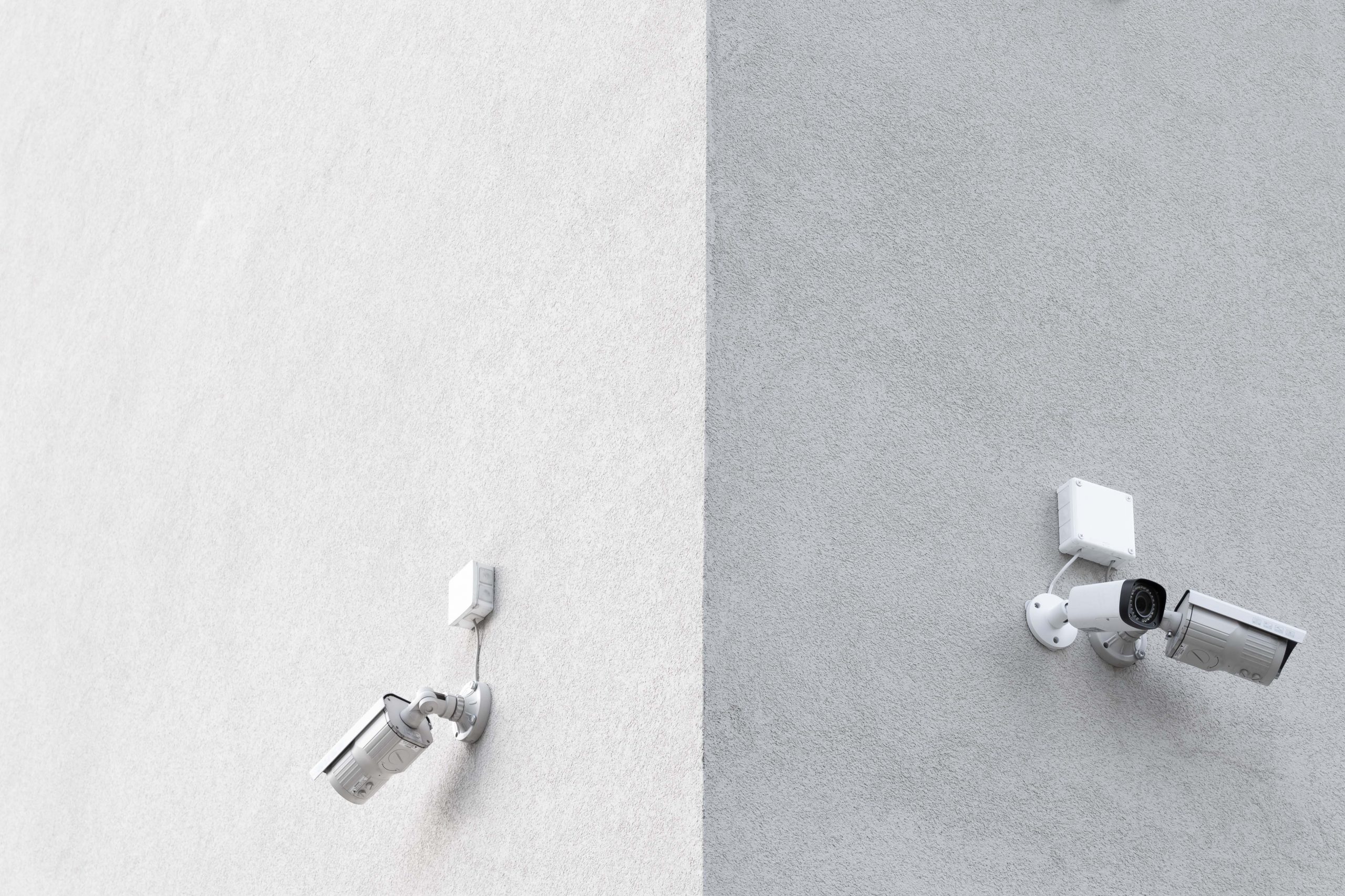 Sistemas de vigilancia conectados a Internet preocupa a mexicanos