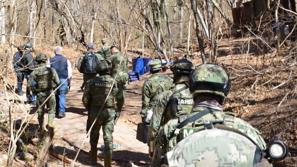 Desmantelan 8 laboratorios clandestinos en Sinaloa y aseguran 17 toneladas de metanfetamina Desmantelan 8 laboratorios clandestinos en Sinaloa y aseguran 17 toneladas de metanfetamina