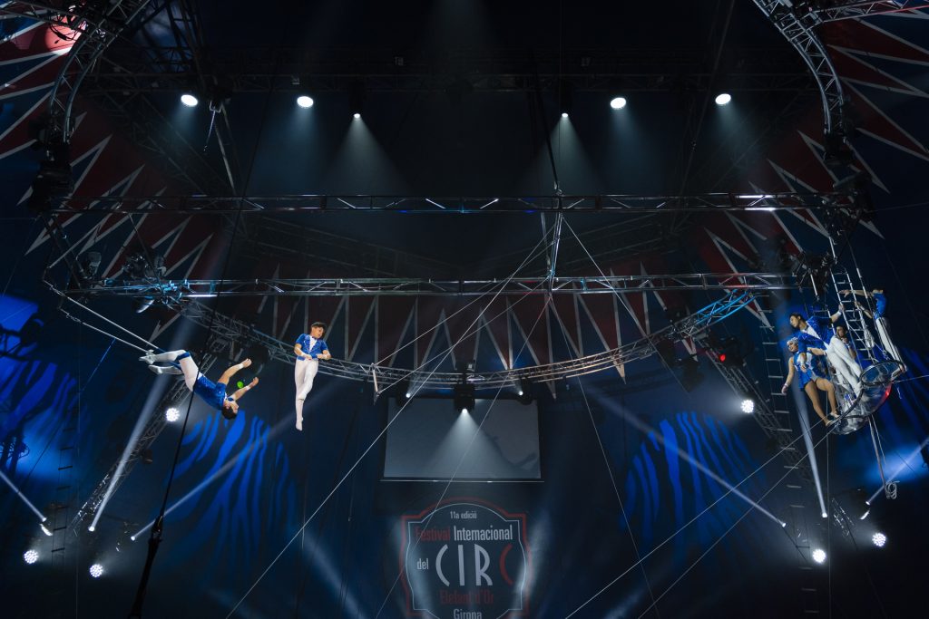 Los trapecistas de México y las cintas de Uzbekistán ganan el Elefante de Oro - the-flying-caballero-trapecistas-2-1024x683