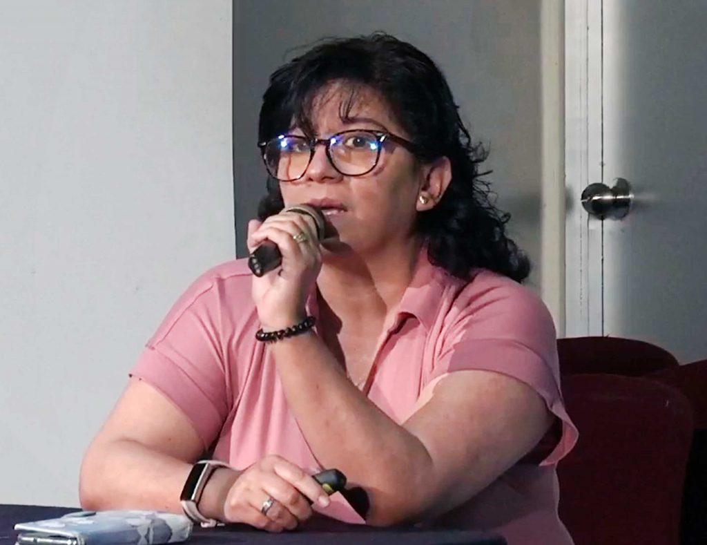 Produce cataratas y ojo seco la sobreexposición a la luz azul de dispositivos digitales - 2762-1024x789