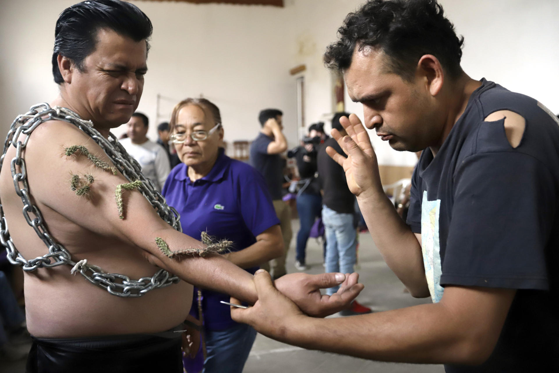 Engrillados, la dolorosa tradición de Viernes Santo en Atlixco, Puebla