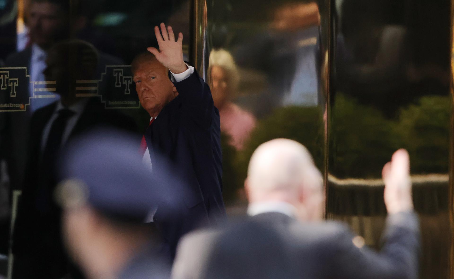 Trump Llega A Nueva York Para Responder Ante La Justicia De EE.UU.