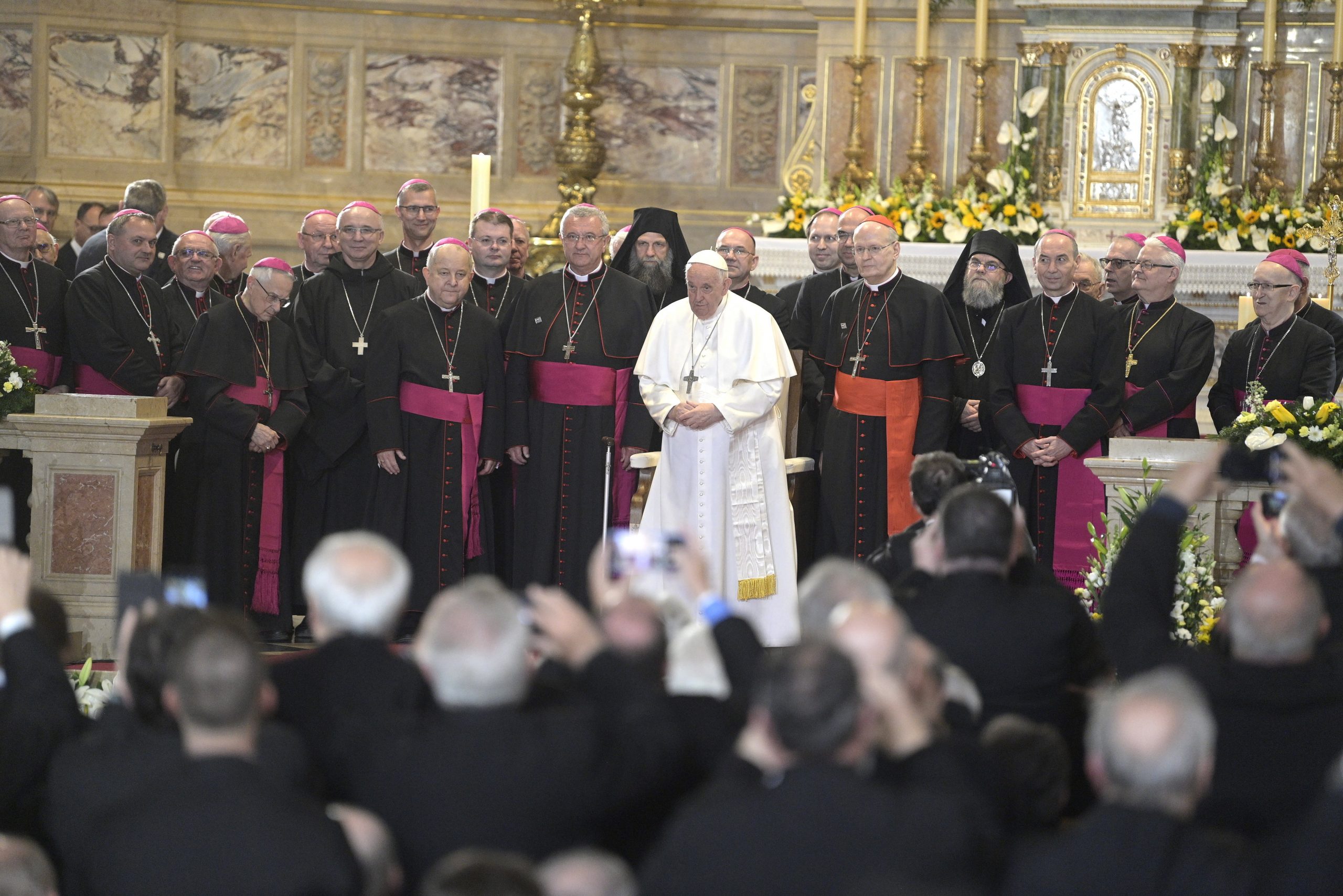 El Papa Francisco Se Acerca A Los Ortodoxos Rusos En Budapest