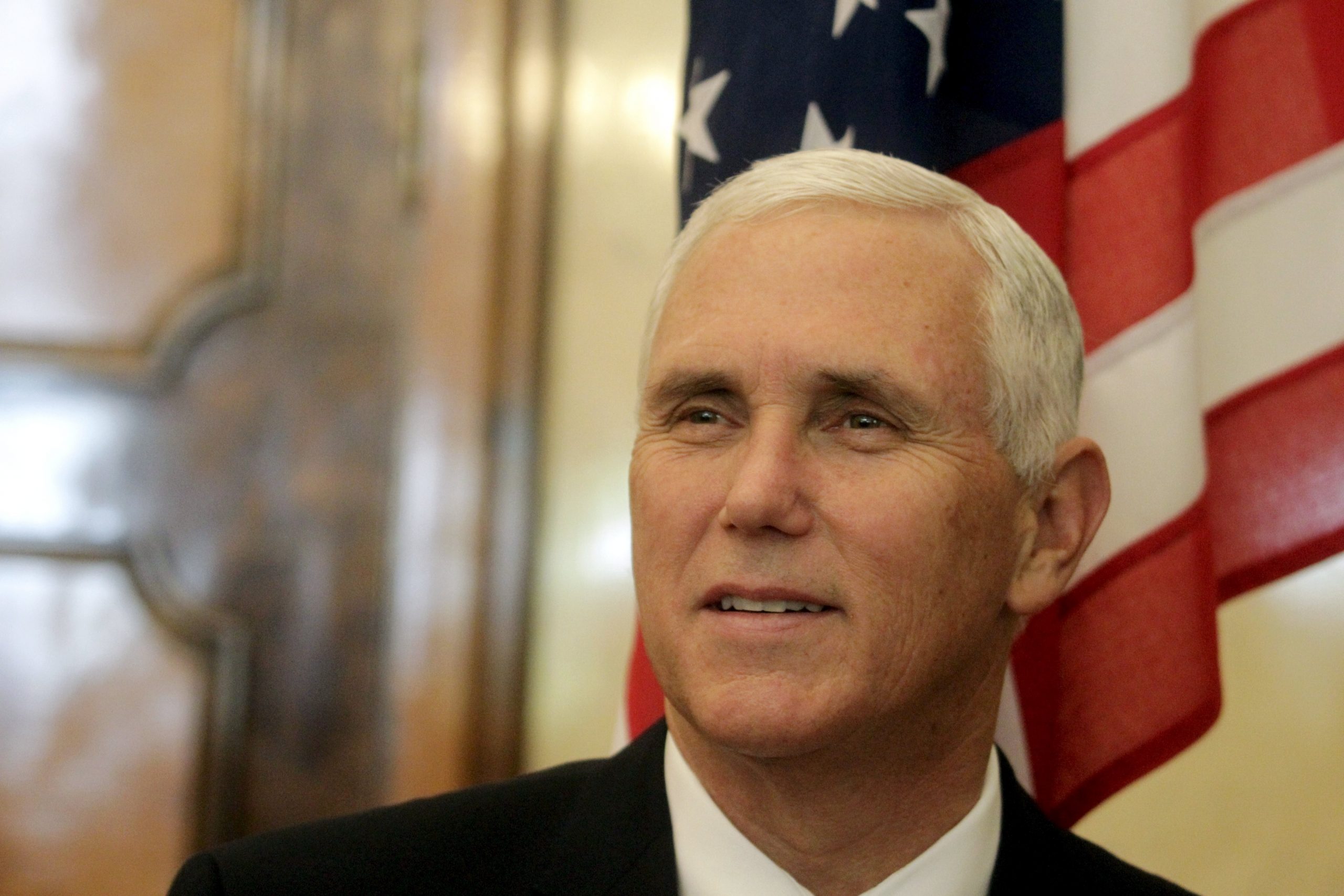 Tribunal de EE.UU. permite a Mike Pence declarar por asalto al Capitolio