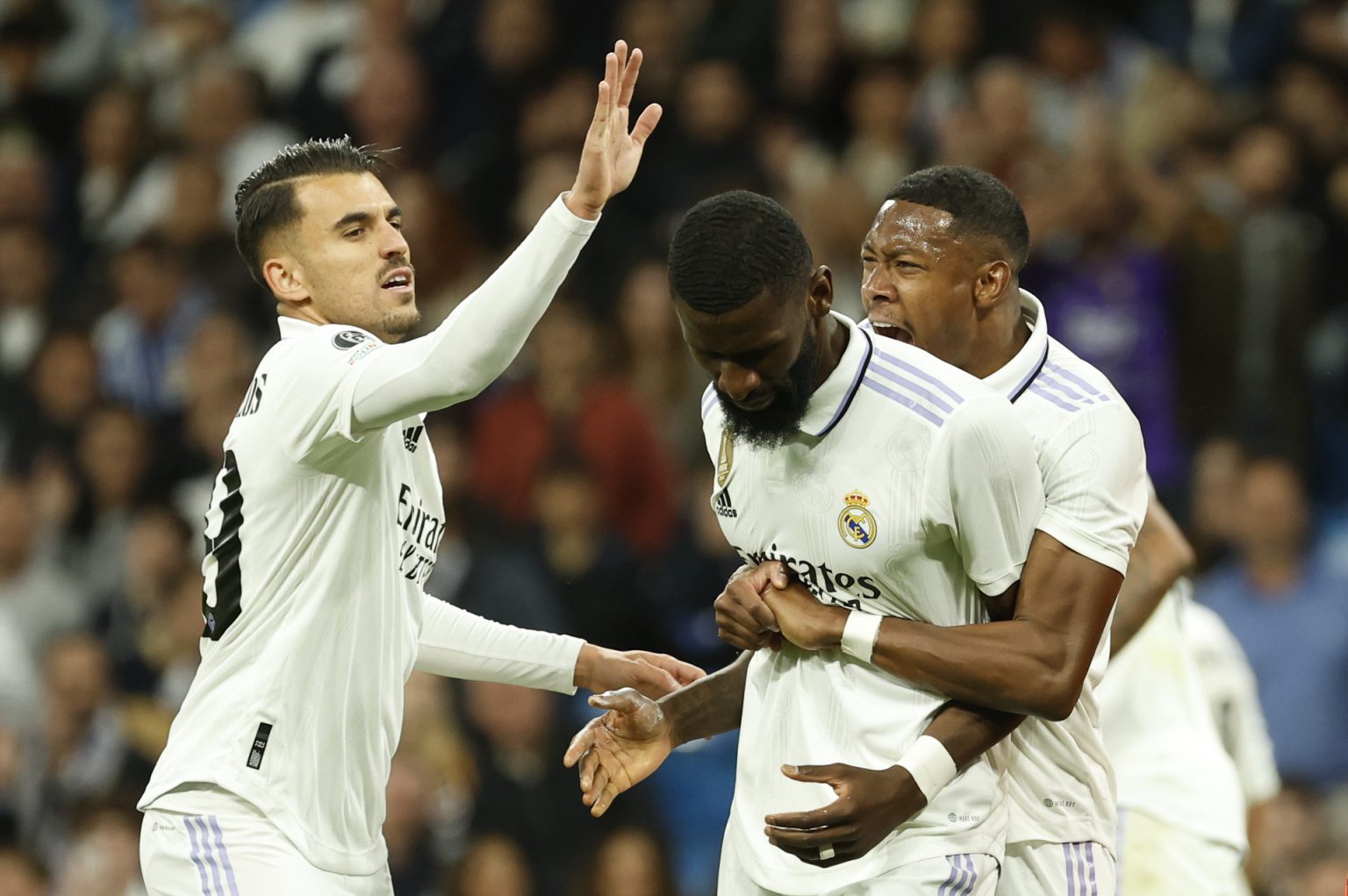 Real Madrid impone su autoridad ante el Chelsea