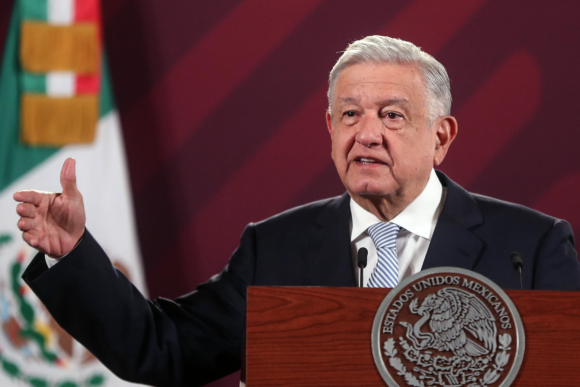 López Obrador se reunirá con representante de EE.UU. para hablar de migración