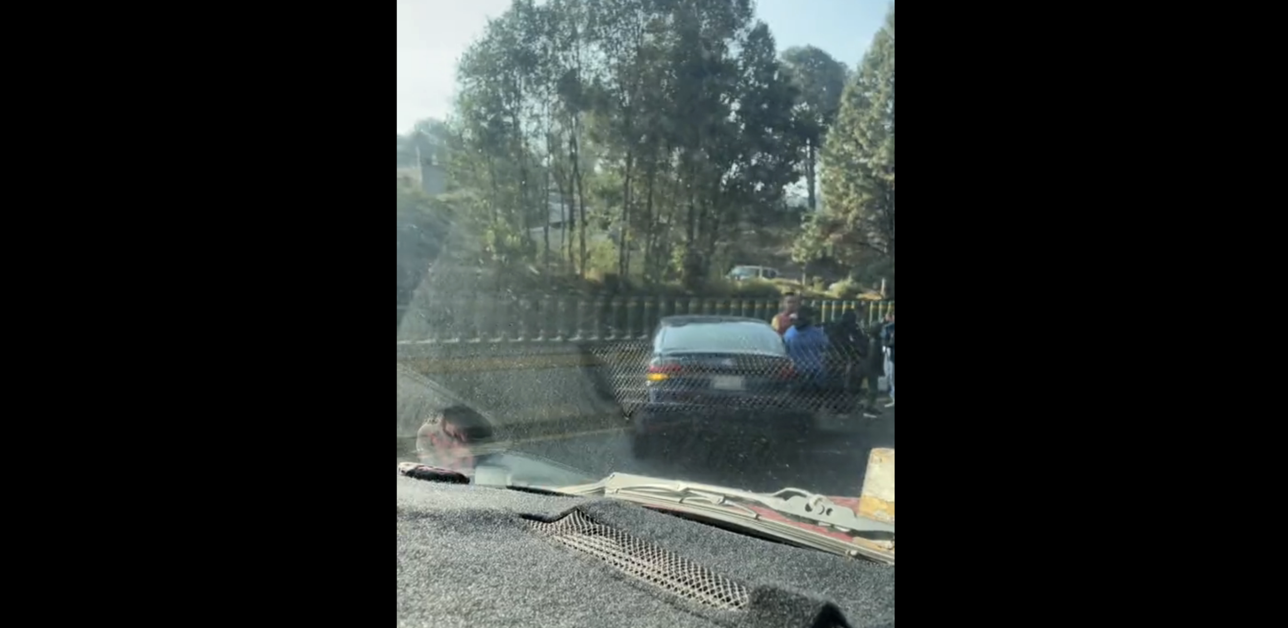 Casi 11 kilómetros de fila por accidente en la México-Cuernavaca