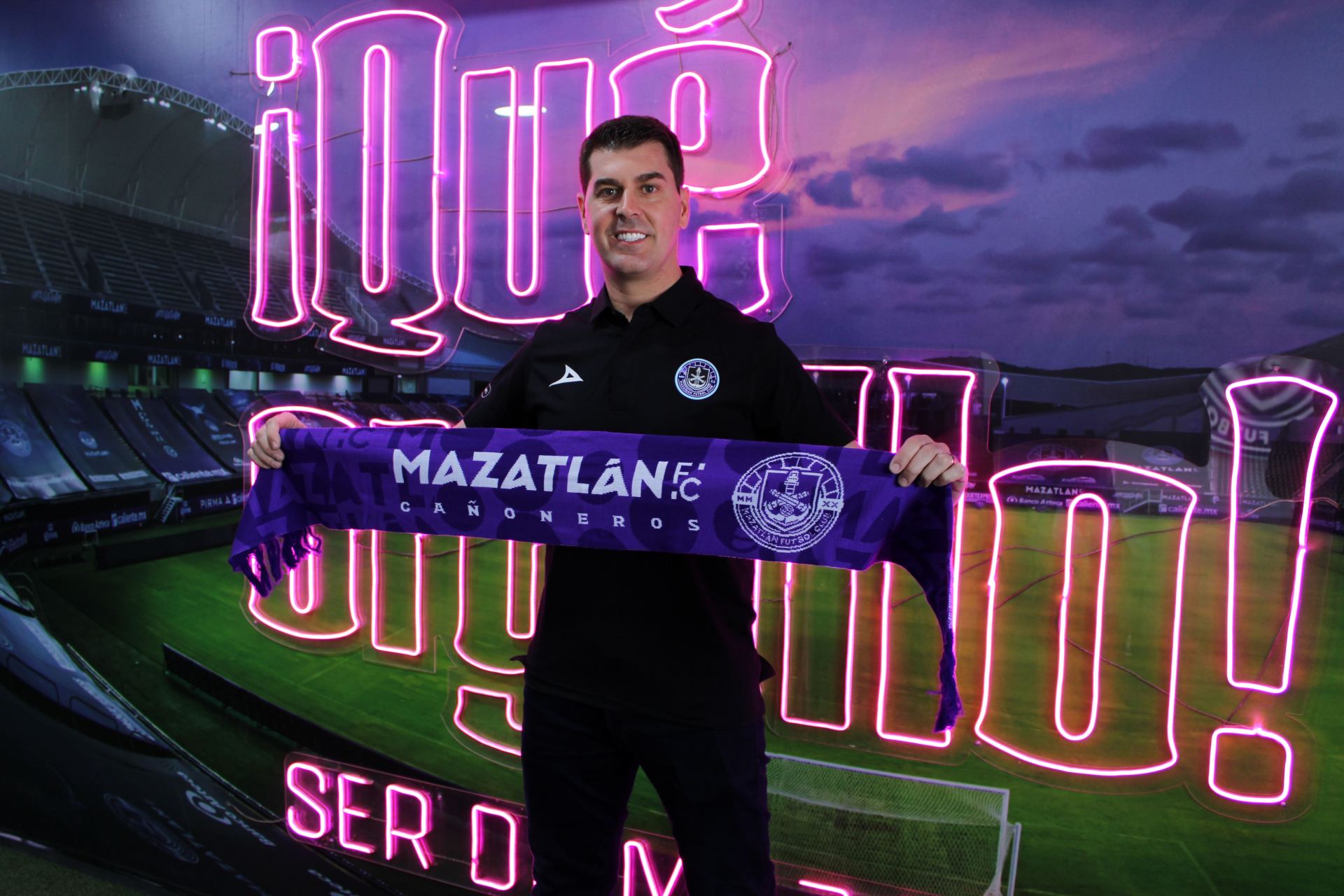 Español Ismael Rescalvo dirigirá al Mazatlán FC en México