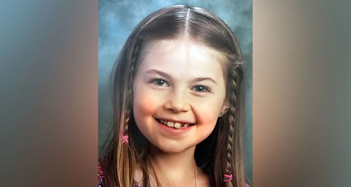 Encuentran a niña secuestrada por su madre tras reconocerla en serie de Netflix Encuentran a niña secuestrada por su madre tras reconocerla en serie de Netflix