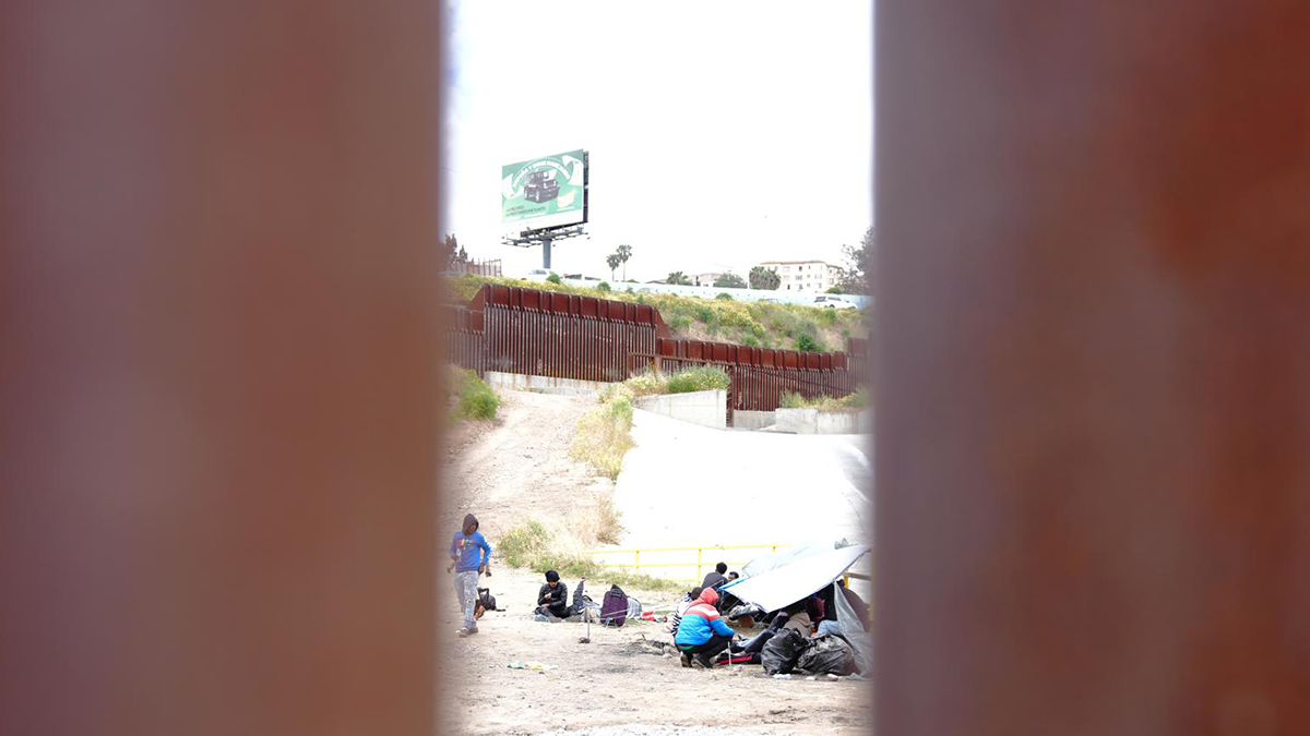 “Las puertas no están abiertas”, advierte EE.UU. a migrantes ante fin del Título 42 “Las puertas no están abiertas”, advierte EE.UU. a migrantes ante fin del Título 42