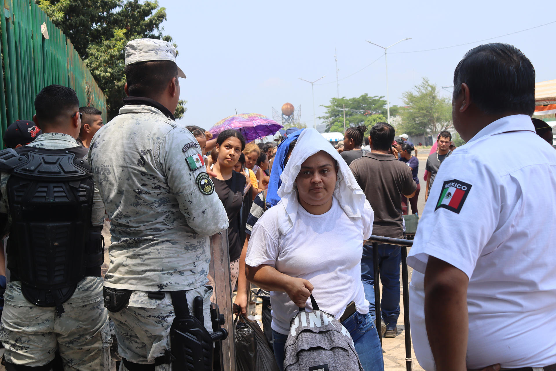 Miles de migrantes llegan a Chiapas ante fin del Título 42