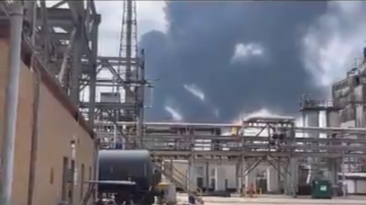 Se desata incendio en planta de Shell en Deer Park Se desata incendio en planta de Shell en Deer Park