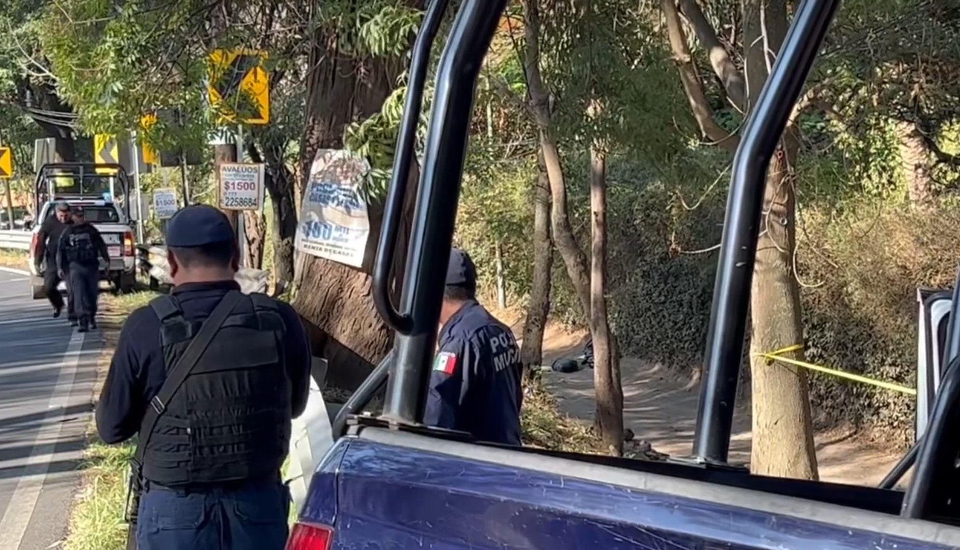 Abandonan bolsas con restos humanos sobre la México-Cuernavaca