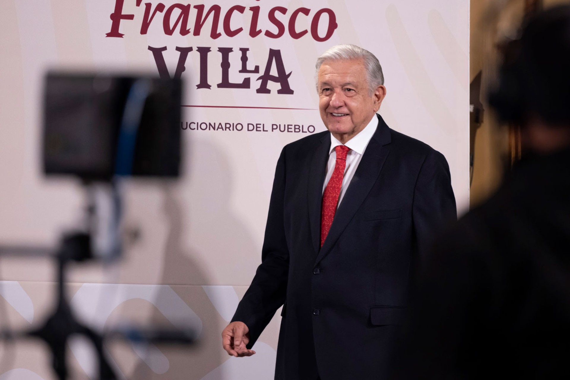 López Obrador asegura que su gobierno es el único que en 50 años no ha depreciado el peso