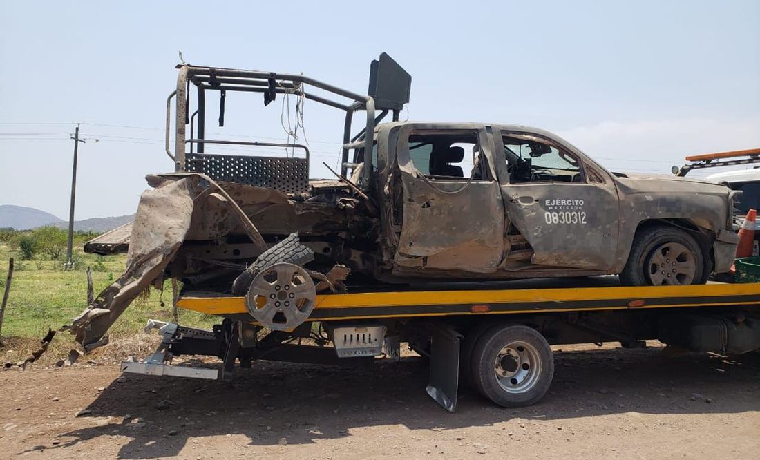 Explosión de mina en Apatzingán deja 8 soldados heridos Explosión de mina en Apatzingán deja 8 soldados heridos