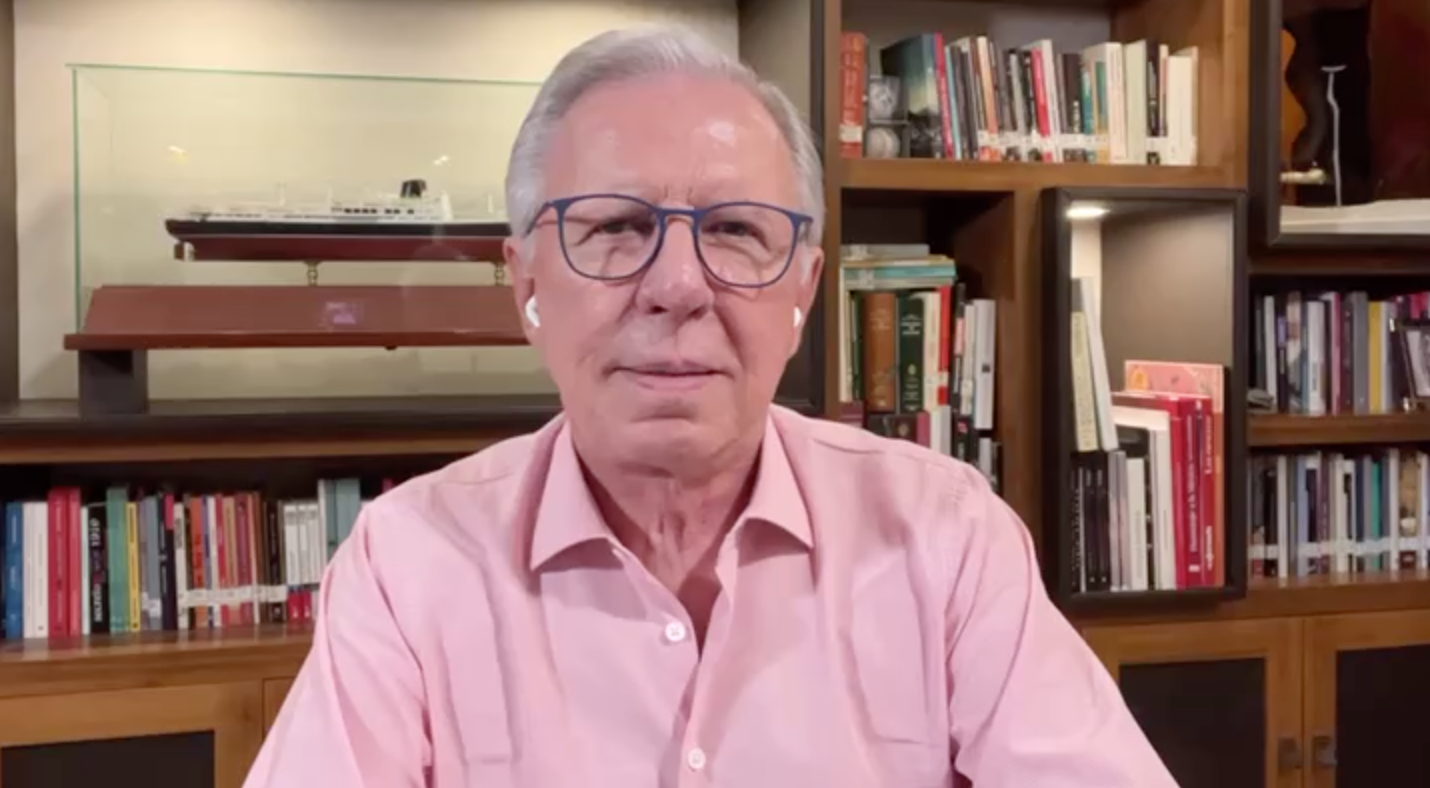 Mira mamá, el candidato va desnudo