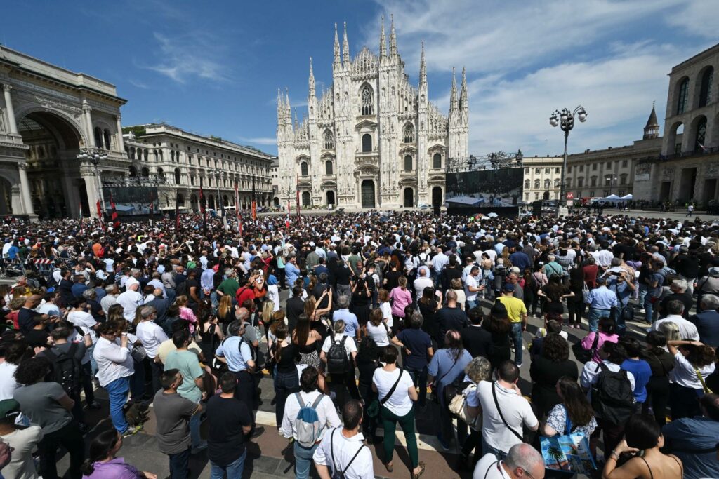 Italia despide a Silvio Berlusconi con funeral de Estado - catedral-de-milan-durante-funeral-de-estado-de-silvio-berlusconi-1024x683