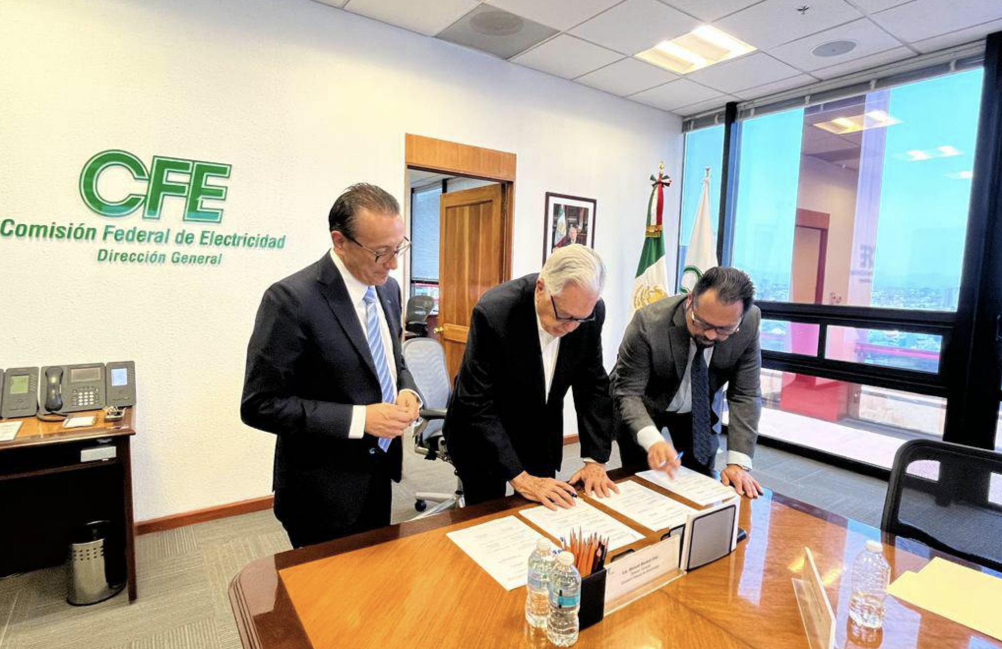 CFE acuerda impulso de infraestructura de gas por 300 mdd