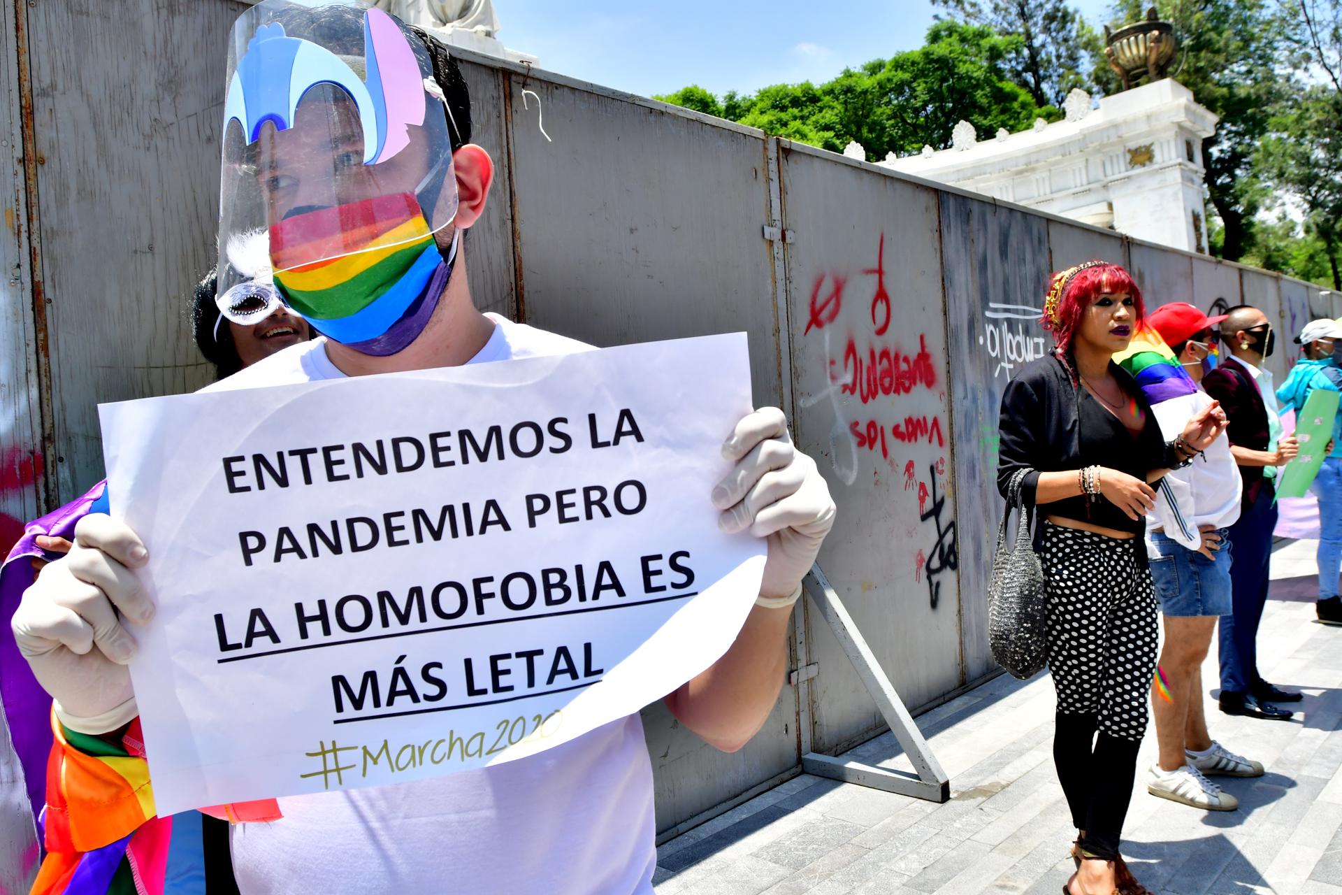 Discursos de odio en redes contra colectivo LGBT en México crecen 40 % en 4 años Discursos de odio en redes contra colectivo LGBT en México crecen 40 % en 4 años