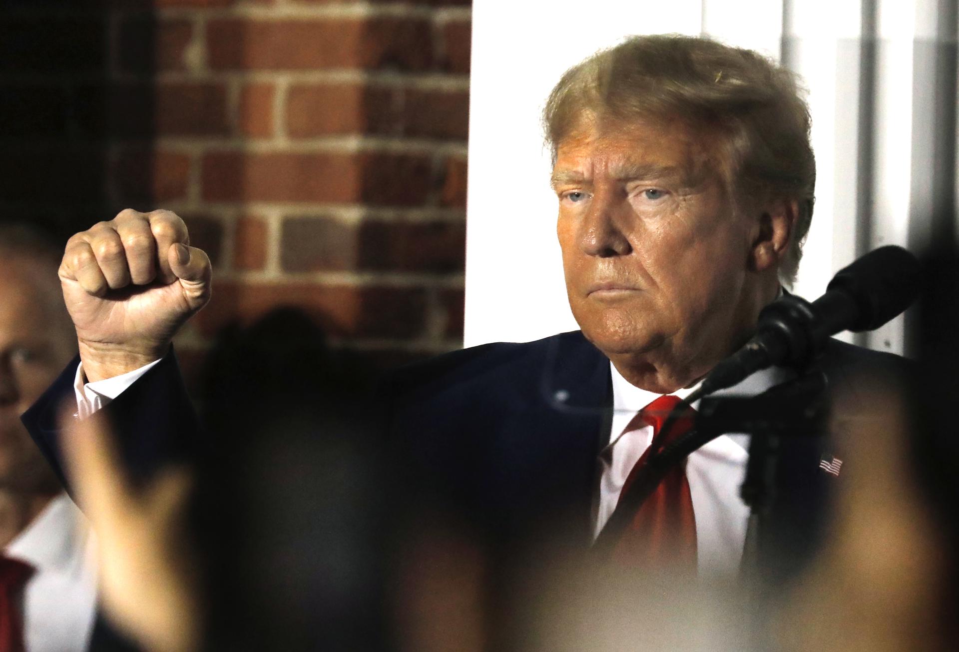 Fiscal general de EE.UU. defiende labor del fiscal especial que investiga a Trump Fiscal general de EE.UU. defiende labor del fiscal especial que investiga a Trump