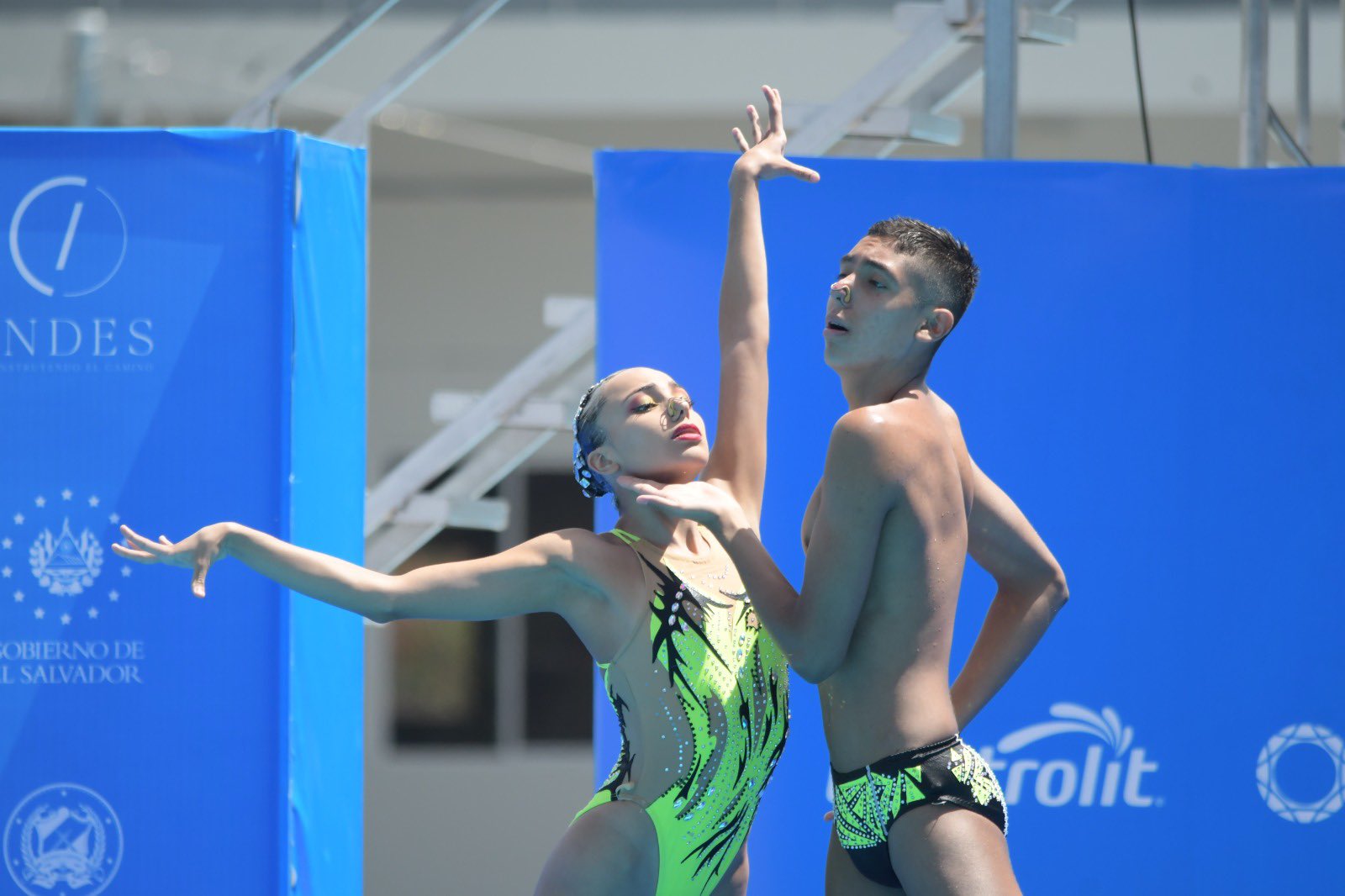Nadadores mexicanos ganan plata en dueto técnico en Juegos Centroamericanos