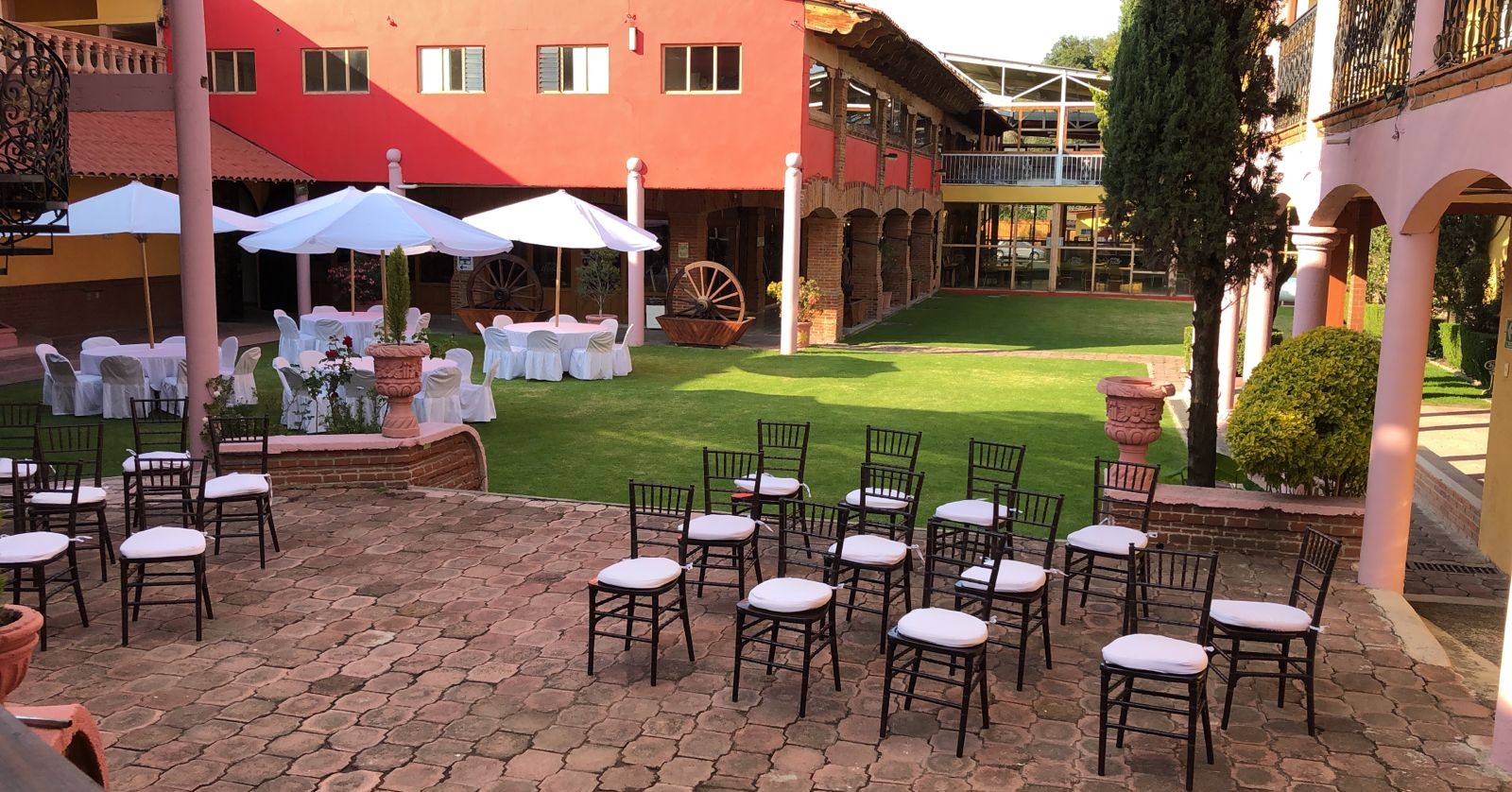 Al menos 70 intoxicados en Tepotzotlán tras consumir alimentos en boda Al menos 70 intoxicados en Tepotzotlán tras consumir alimentos en boda